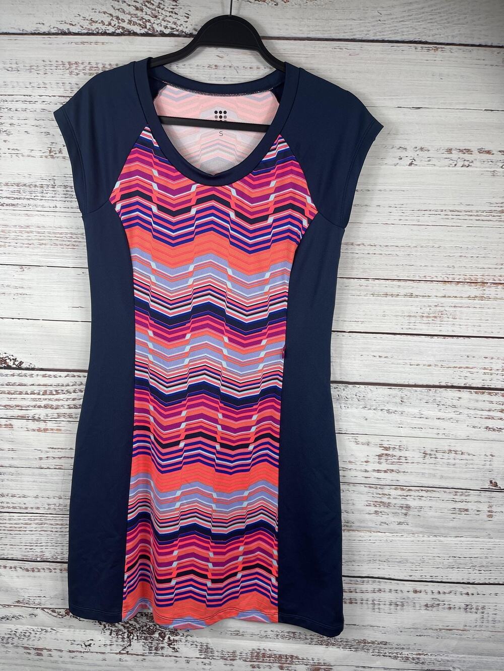 Title Nine Dress Women's Size Small Navy Multicolor Chevron Athletic Casual